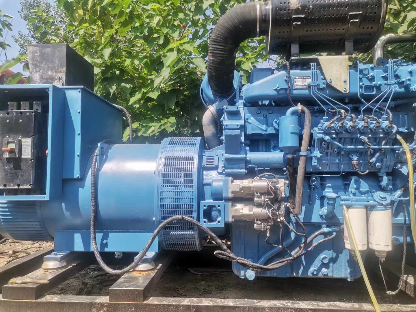 洪泽详细说明降低 800kW 柴油发电机输出电流波动的方法