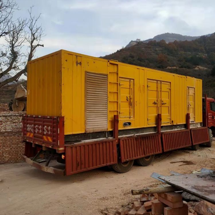 洪泽200kW 发电机组在带电阻性负载时，输出功率会受到哪些因素的影响？